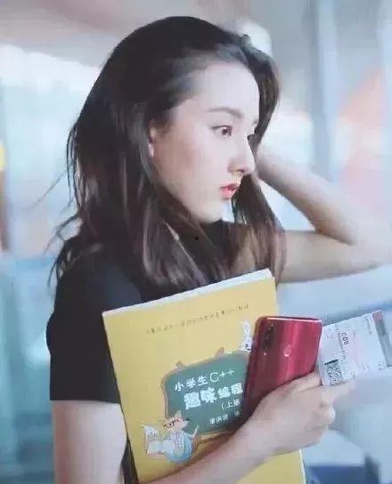 明星行为影响,明星行为对公众价值观的示范效应与影响